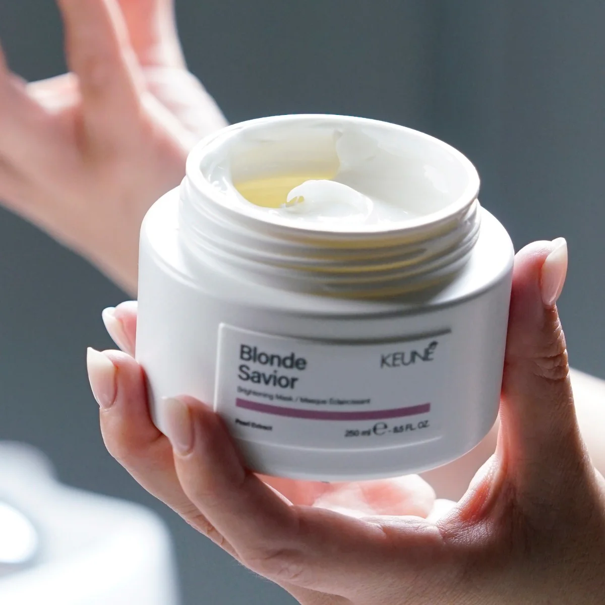 CARE BLONDE SAVIOR BRIGHTENING MASK 250ml - Image 3
